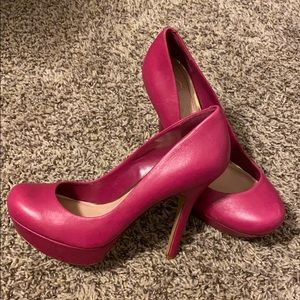 Pink leather platform pumps